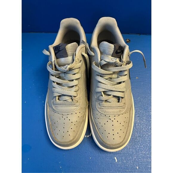 Nike Court Vision Low Gray Nature FQ7669-001 Low Top Sneakers Men's Size US 9 - Picture 1 of 7